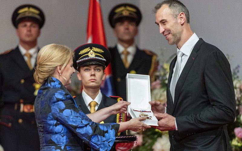 Pavol Demitra a Zdeno Chára získali štátne vyznamenanie