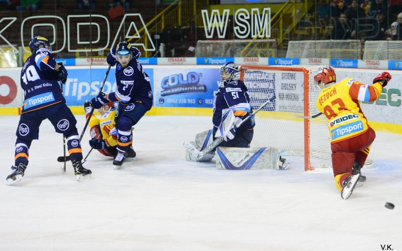 Hokejový klub Dukla Trenčín nesúhlasí s mediálnymi vyjadreniami klubu HC Košice k zápasu, ktorý sa odohral 2. februára 2018 na Zimnom štadióne Pavla Demitru v Trenčíne